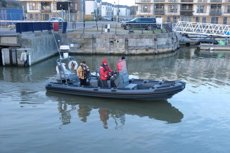 hi5 exiting the lock